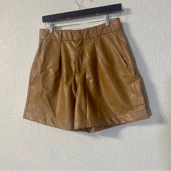 Abercrombie & Fitch Pants - Abercrombie & Fitch High Waist Vegan LeatherTailored Shorts brown/tan color